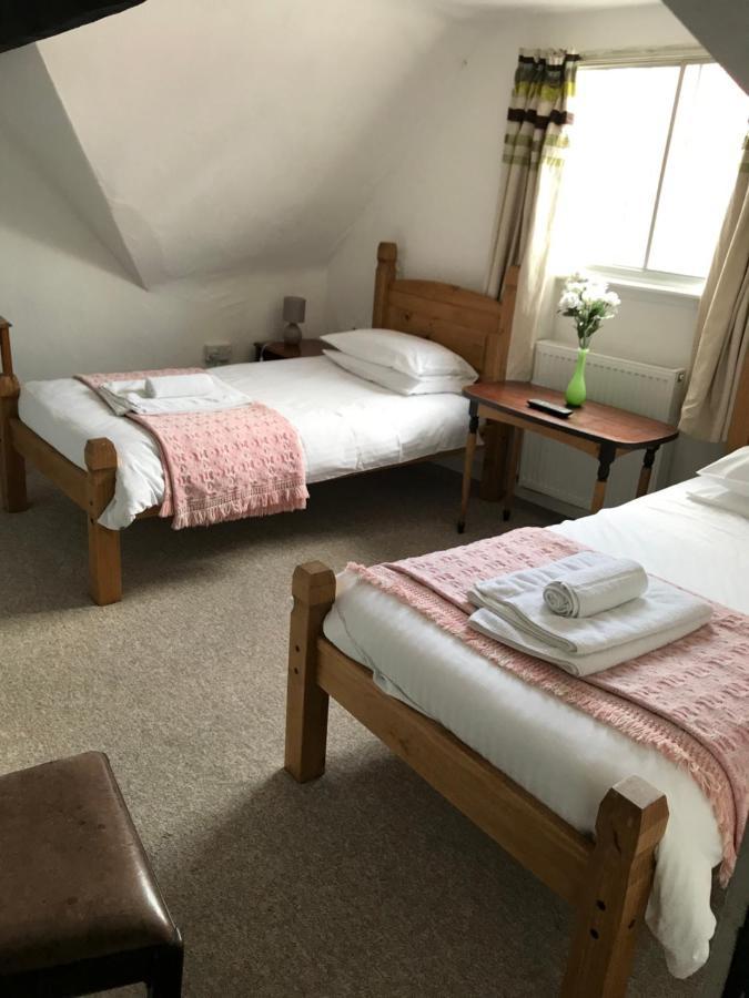 The White Bear Bed and Breakfast Devizes Eksteriør billede
